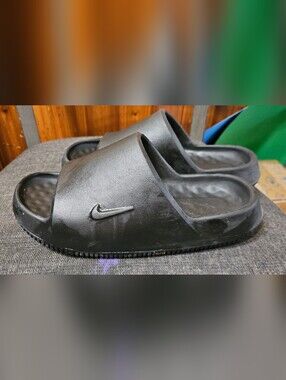 Nike Calm 2.0